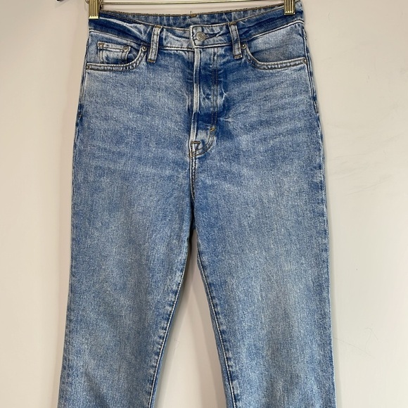 H&M &Denim Mom Jeans Ultra High Waist Ankle Blue Medium Wash Button Fly Size 2 - Picture 3 of 12